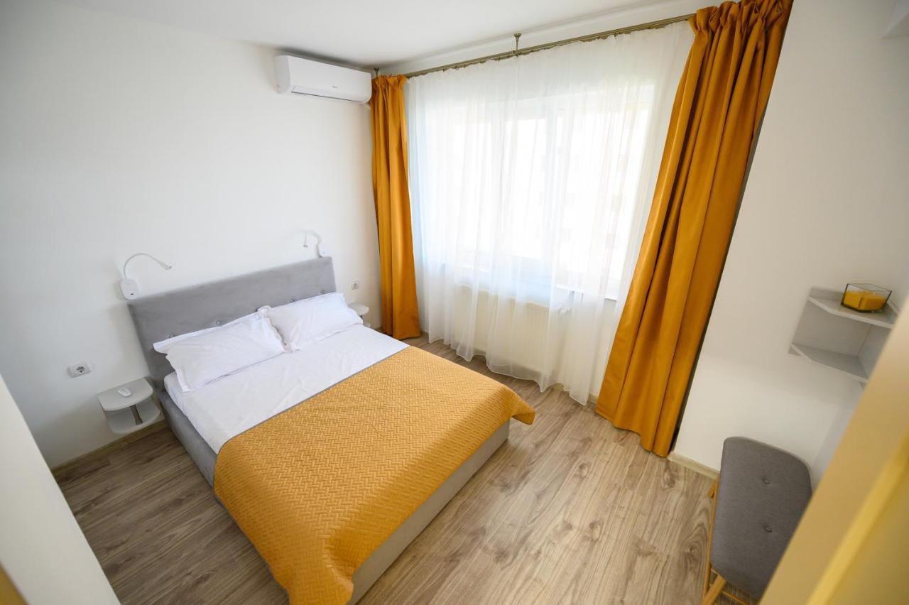 Sunset Lake Apartament Mamaia Buitenkant foto